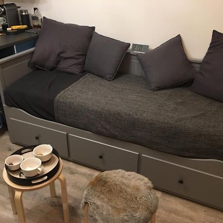 Les Terrasses Du Chateau De Murol - Studio 4P Au Pied Du Chateau De Мурол Екстериор снимка